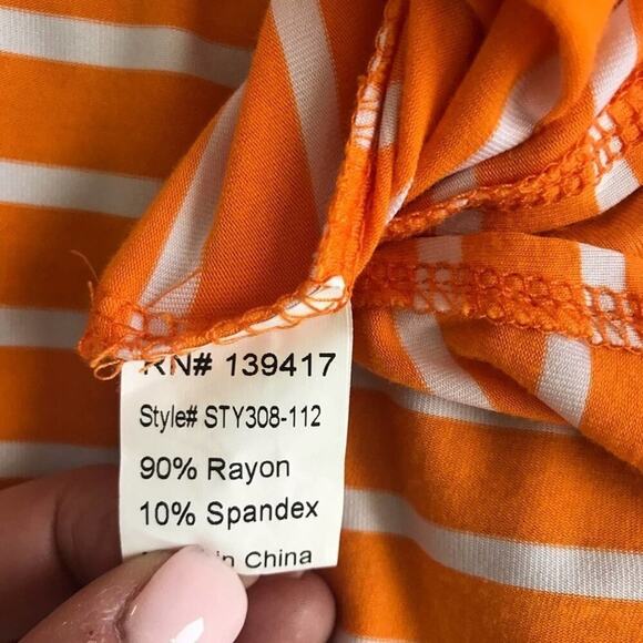 Piko | Orange and White V-Neck Sleeveless Top - Picture 5 of 5